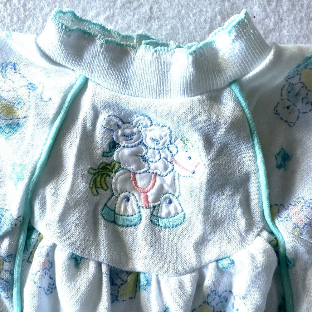 BabyGro Small Newborn 0-3 Months Footed Made USA romper‎ sleep suit Snap - Picture 2 of 8